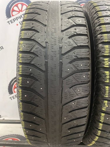 Bridgestone Ice Cruiser 7000 R16 265/70