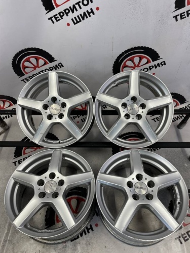 Литье Фольцваген Поло R15 5*100 ЦО 57.1 ЕТ 38 J6