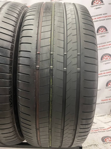 Bridgestone Alenza 001 R22 285/45