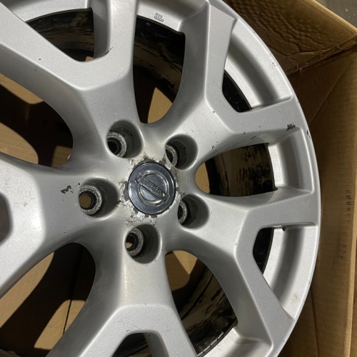 Диски литые Ниссан оригинал R18 5x114.3 ET40 66.1 7J