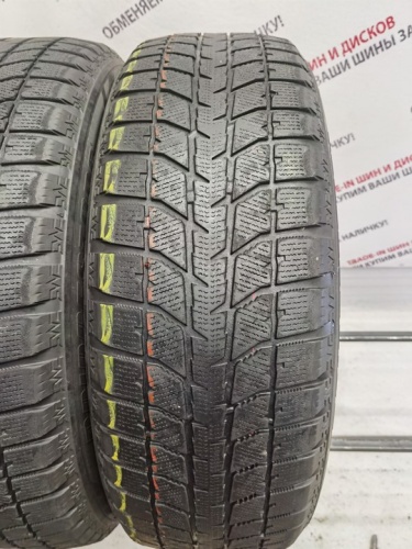 Bridgestone Blizzak WS-70 R18	225/60