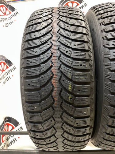 Bridgestone Blizzak Spike-01 265/60/18