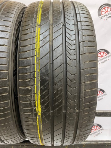 Kumho Majesty 9 Solus TA91 225/45 R18 95W