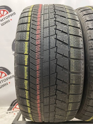Bridgestone Blizzak VRX R18	245/50
