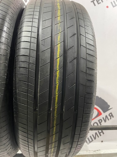 Goodyear EfficientGrip Performance R18 235/60
