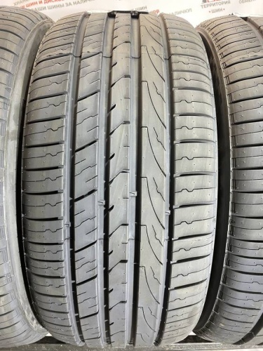 Zeta Impero R21	285/40