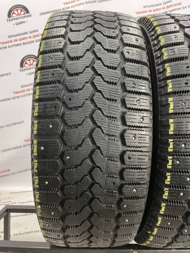 Yokohama Ice Guard Stud IG35  R18 215/55