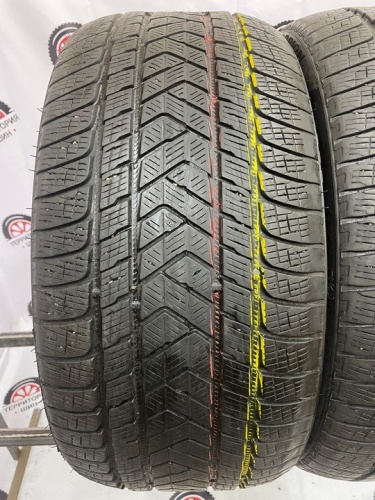 Pirelli Scorpion Winter R 22 285/35 V106