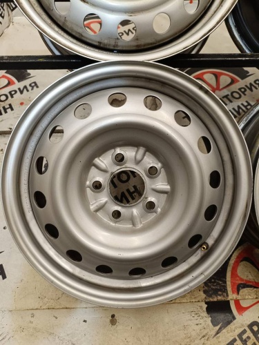 Штампы Nissan, Daster  R16 5*114,3 ET50 6,5J ЦО 66,1