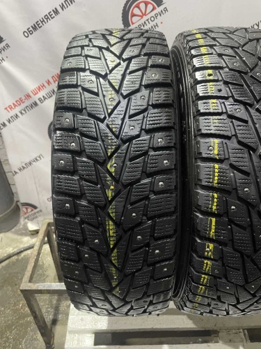 Dunlop Grandtrek Ice 02 R17 215/60