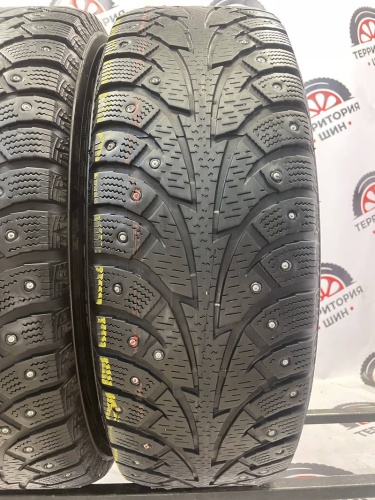 Hankook Winter I'Pike R17	215/65