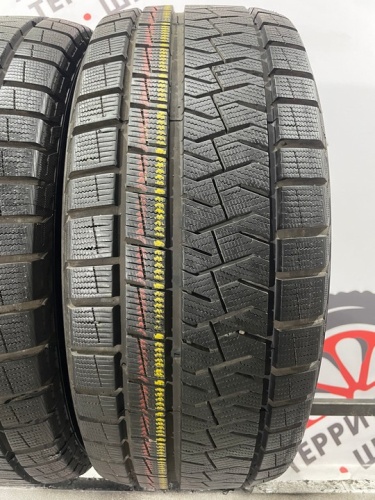 Pirelli Ice Asimmetrico Plus R17 225/45