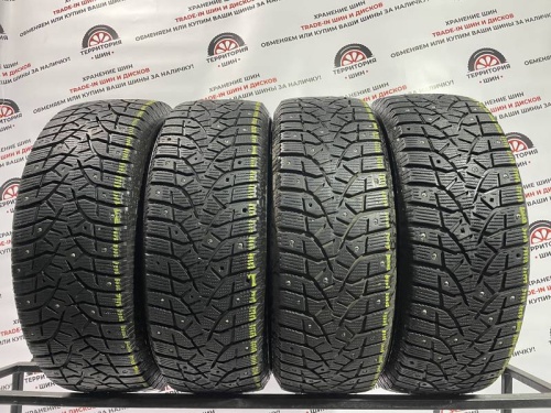 Bridgestone Blizzak Spike-02 R16 205/60