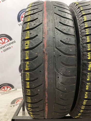 Bridgestone Ice Cruiser 7000 R16	225/70