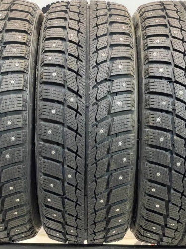 Zeta Antarctica ICE R16 215/55