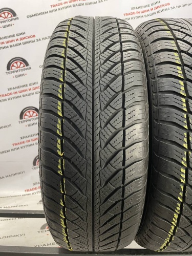 Goodyear UltraGrip 8 Performance  R16 205/65