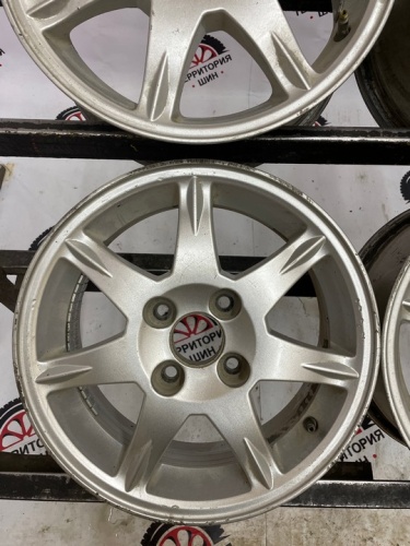 Литье KIA 4*100 ЕТ45 5J  ЦО56.1 R14