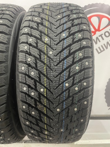 iLink Wintervorhut Stud II R17 215/45