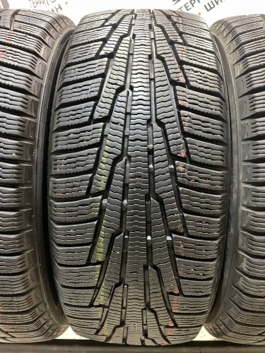 Nokian Hakkapeliitta R 215/55/16