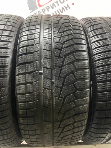 Hankook Winter I'Cept Evo2 W320 R18 245/45