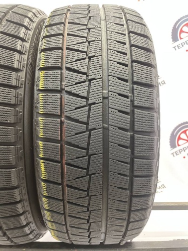 Bridgestone Blizzak Revo GZ R17	215/45
