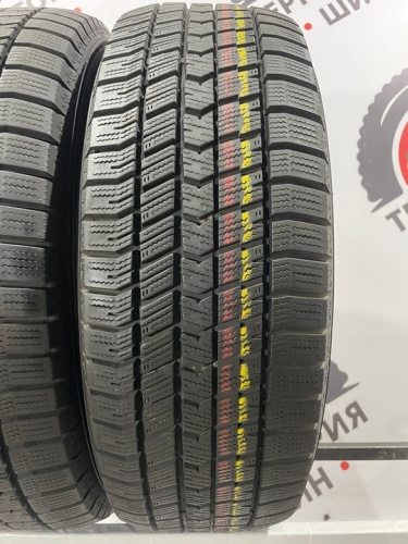 Goodyear Ice Navi 8 R17 215/60