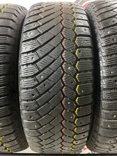 Continental CIC 4x4 R17 235/65