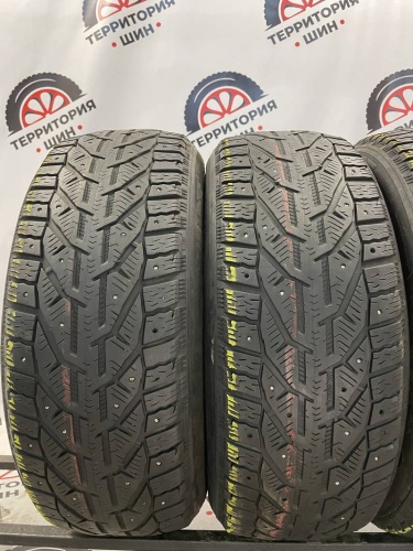 Tigar SUV Ice R17 215/60