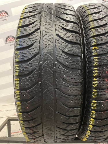 Bridgestone Ice Cruiser 7000  R16 265/70